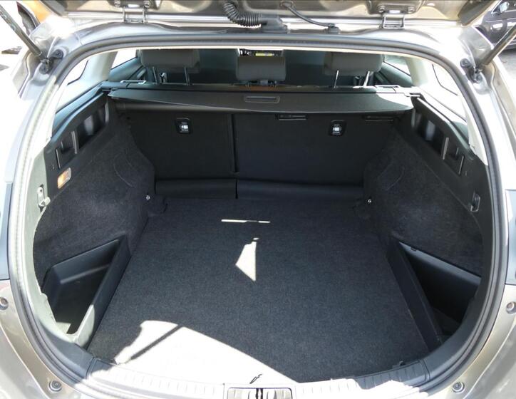Toyota Auris 20