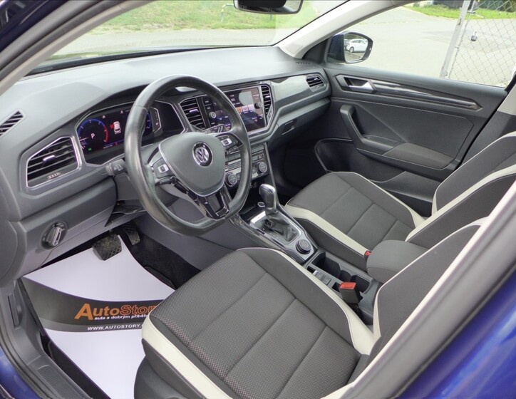 Volkswagen T-Roc 16