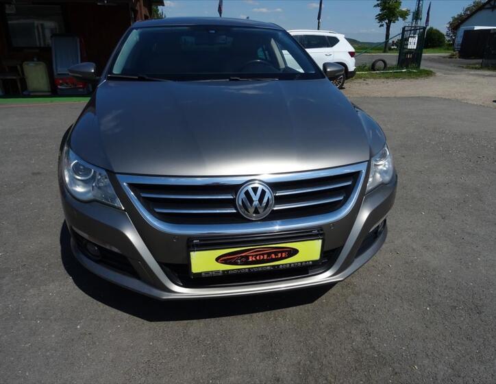 Volkswagen Passat CC 26