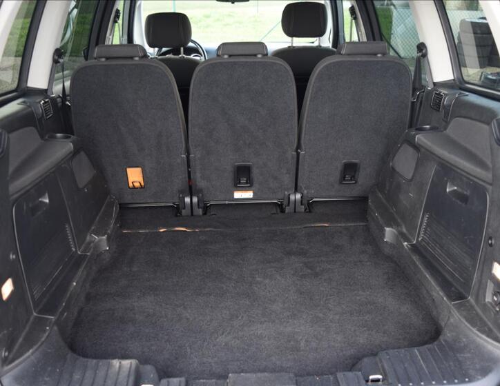 Ford Galaxy 24