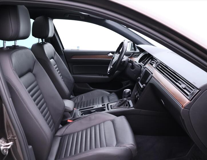 Volkswagen Passat 15