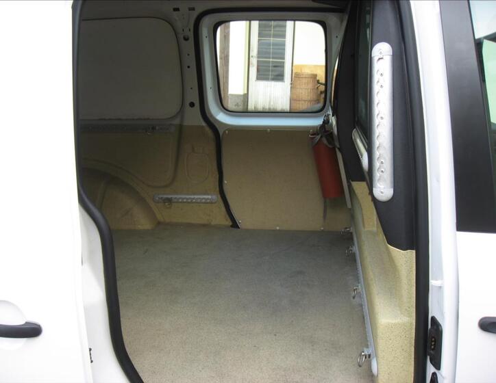 Volkswagen Caddy 34