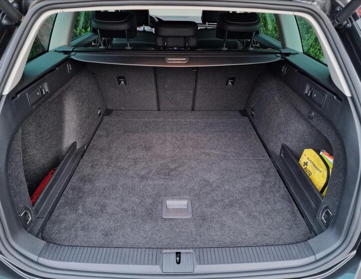 Volkswagen Passat 16