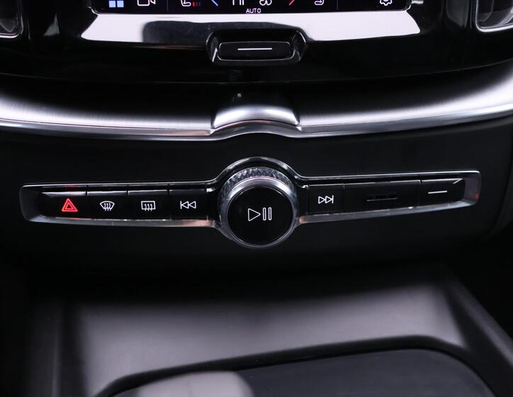 Volvo XC60 30