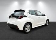Toyota Yaris 6