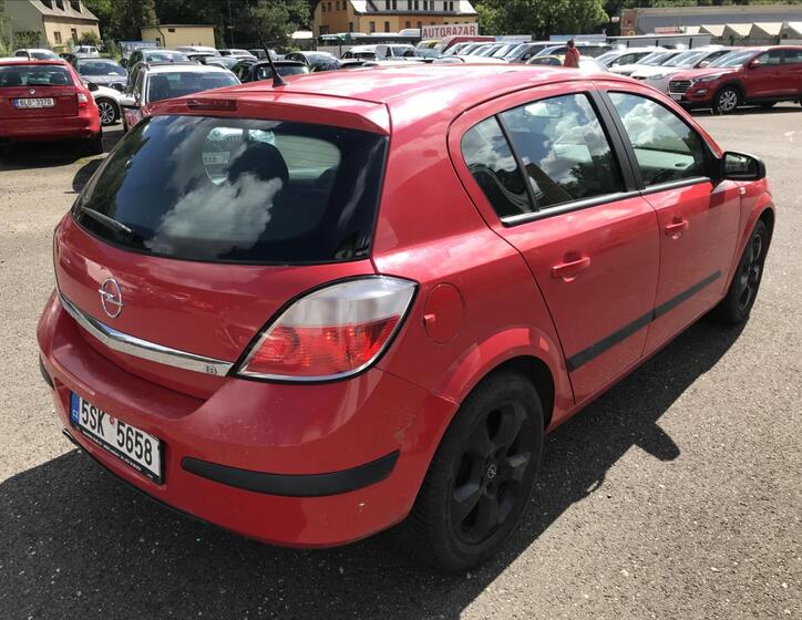 Opel Astra 5