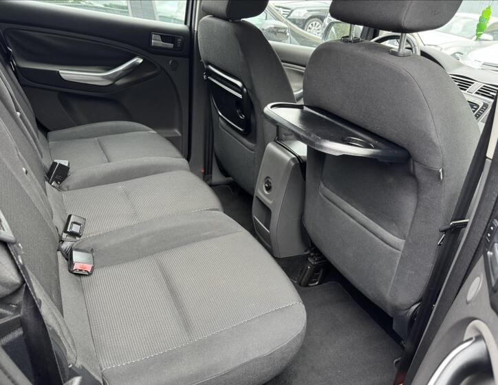 Ford C-MAX 39