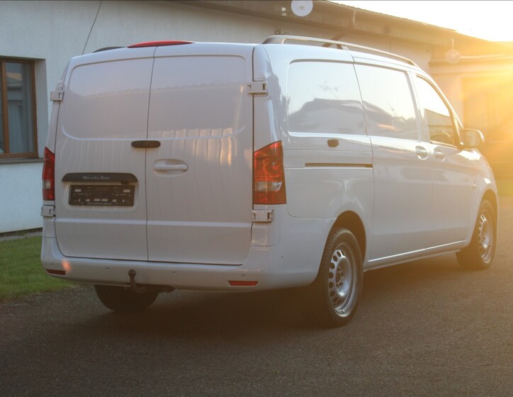 Mercedes-Benz Vito 5