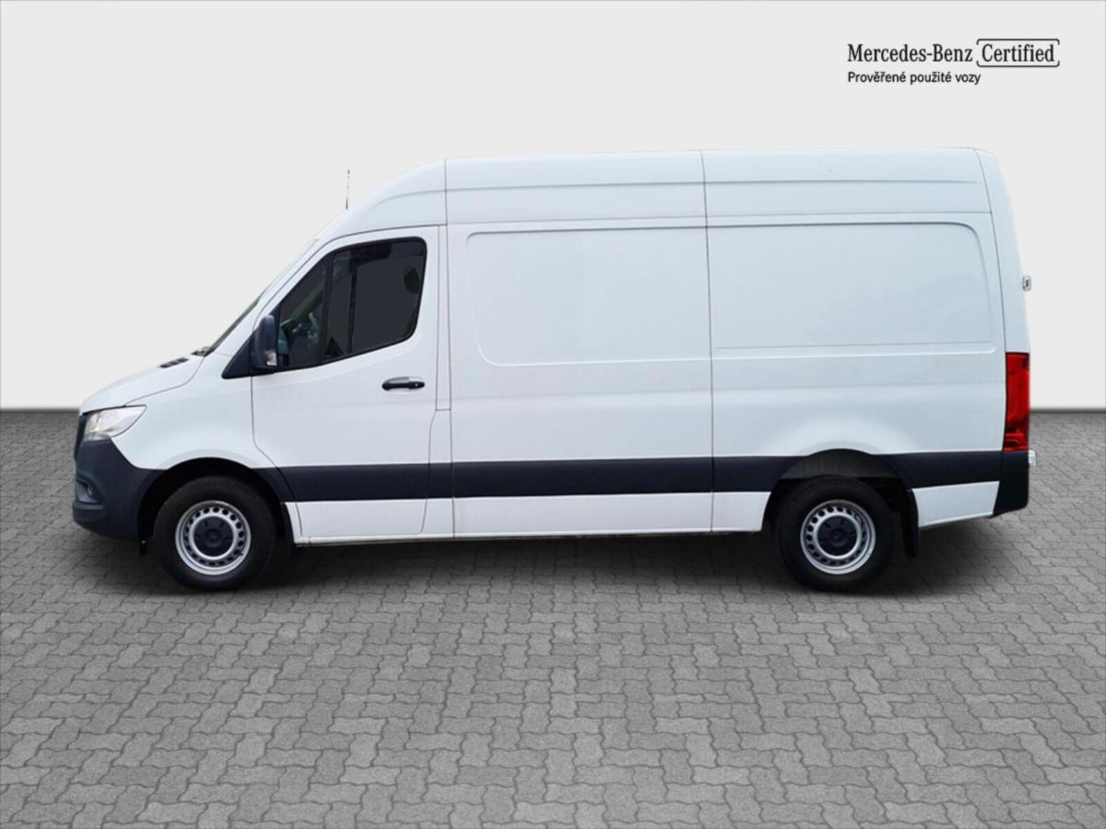 Mercedes-Benz Sprinter 2