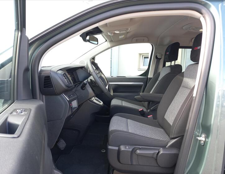 Toyota ProAce Verso 8
