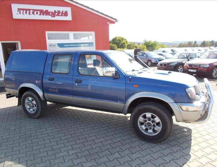 Nissan Double Cab 8