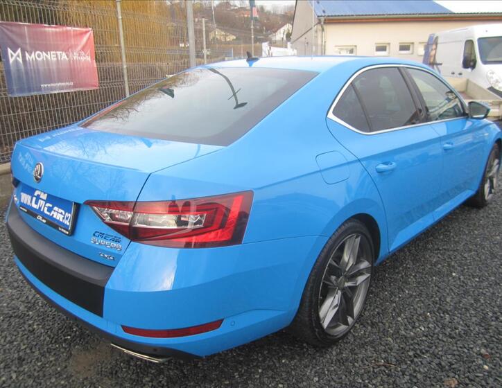 Škoda Superb 4