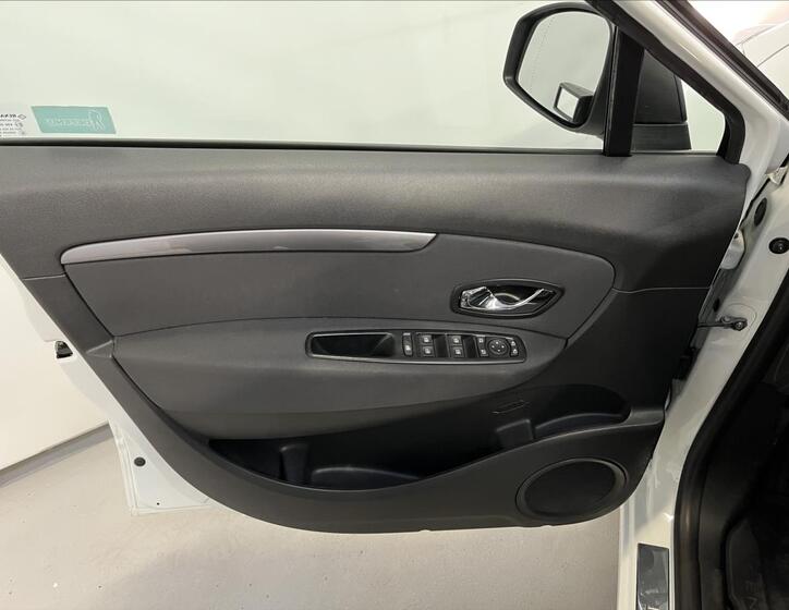 Renault Grand Scénic 24