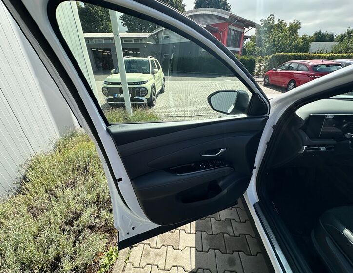 Hyundai Tucson 12