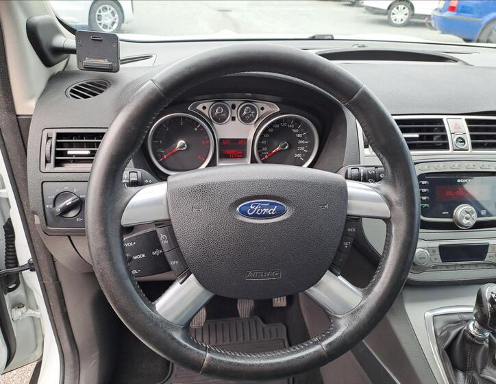 Ford Kuga 12