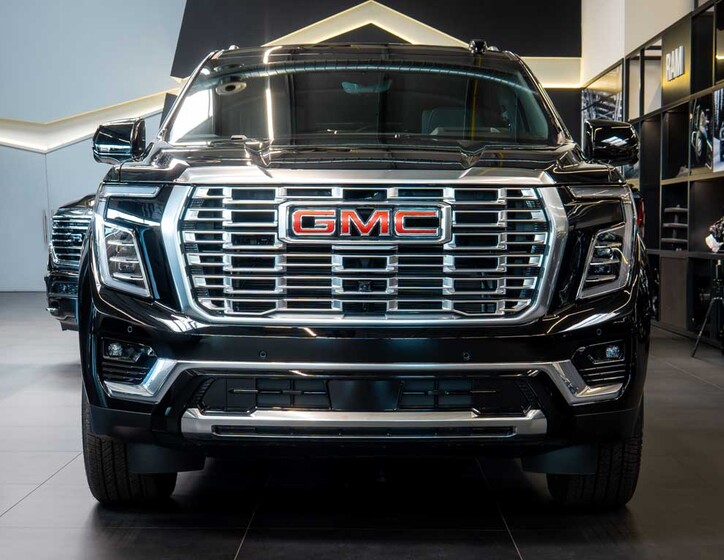 GMC Yukon 12