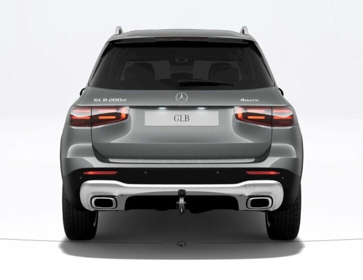 Mercedes-Benz GLB 5