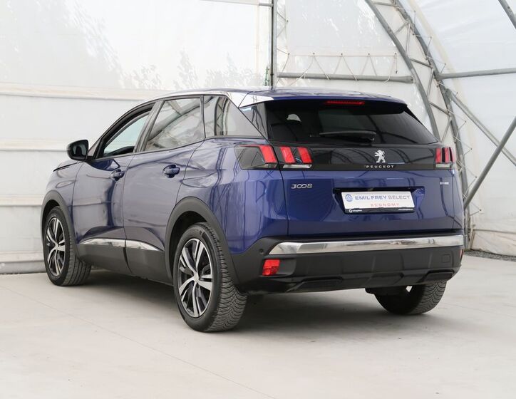 Peugeot 3008 8