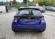 Toyota Yaris 5