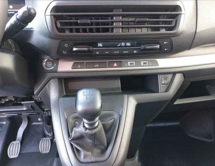 Toyota ProAce 16