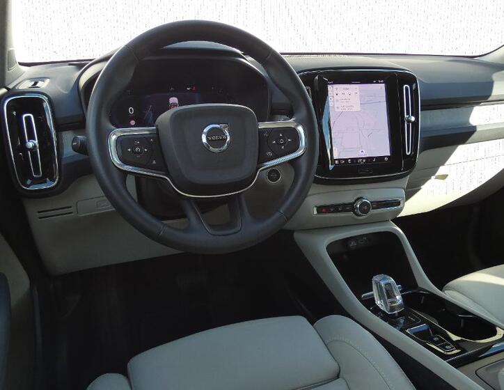 Volvo XC40 5