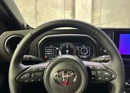 Toyota Yaris 12