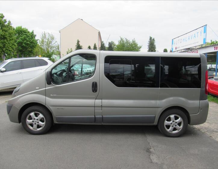 Renault Trafic 7