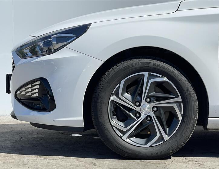 Hyundai i30 17
