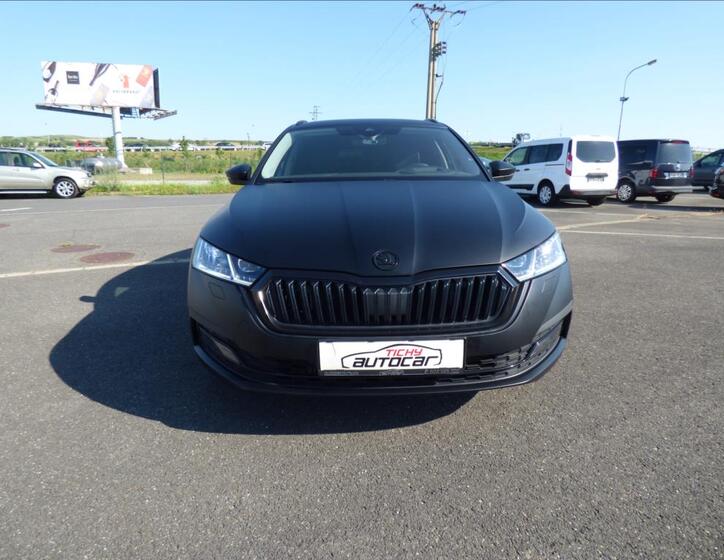 Škoda Octavia 8