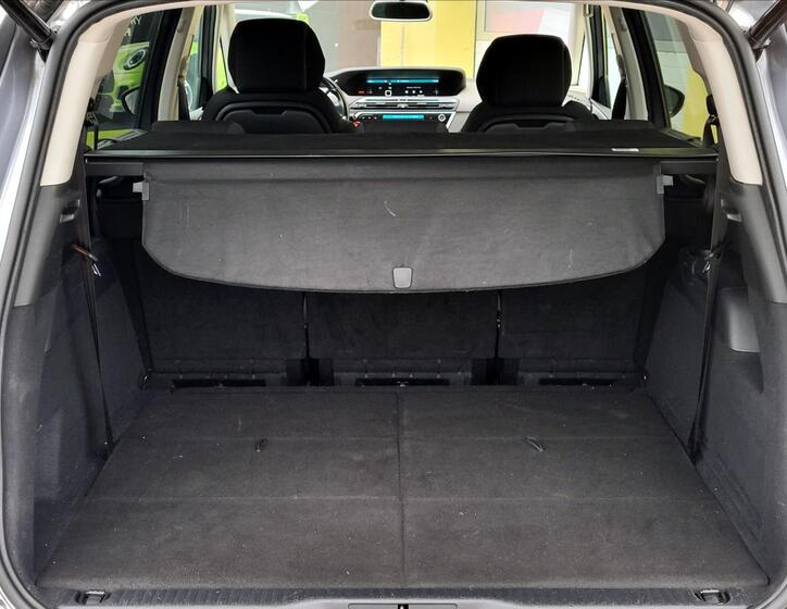 Citroën Grand C4 Picasso 11