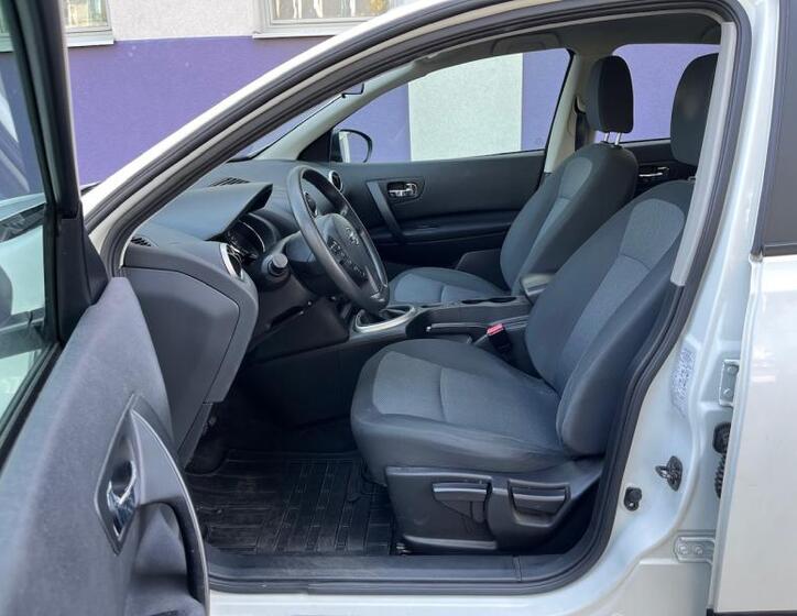 Nissan Qashqai 10
