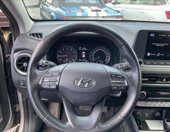 Hyundai Kona 5