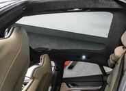 Porsche Taycan 18