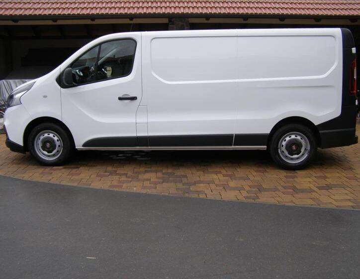 Opel Vivaro 2