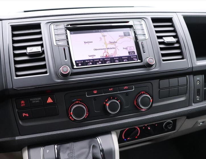 Volkswagen Transporter 23