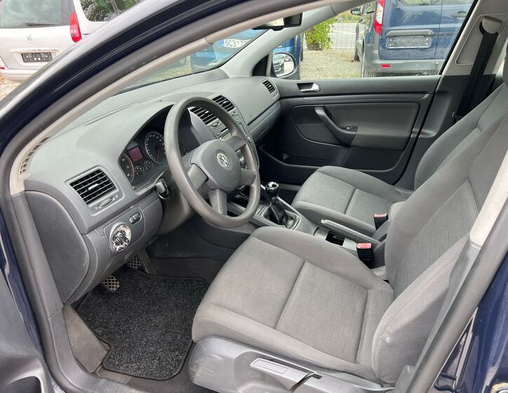 Volkswagen Golf 2