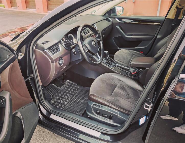 Škoda Octavia 10