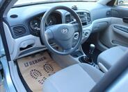 Hyundai Accent 9