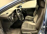 Toyota Auris 6