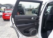 Jeep Grand Cherokee 19