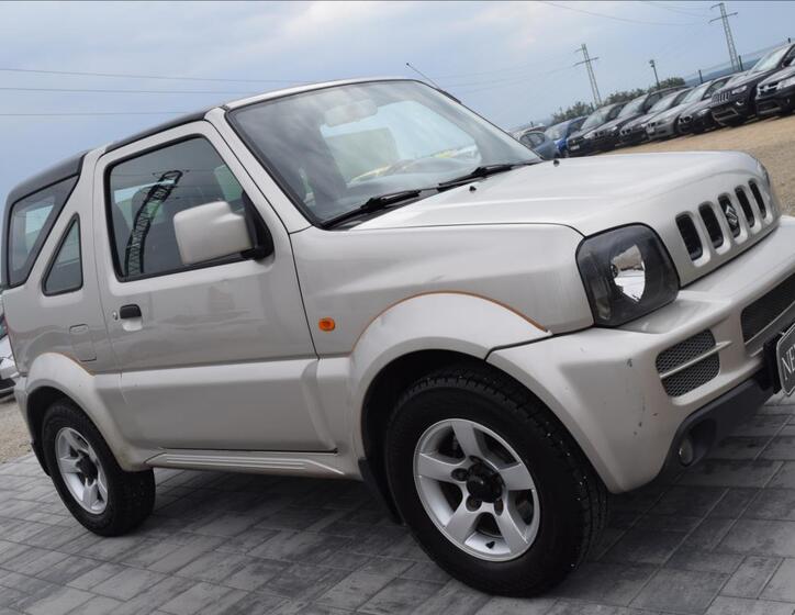 Suzuki Jimny 4