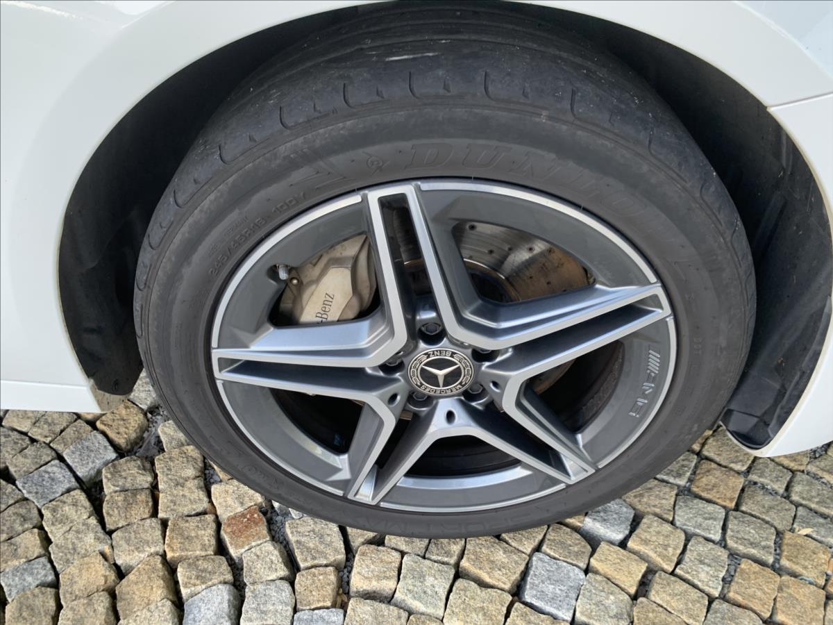 Mercedes-Benz Třídy E
