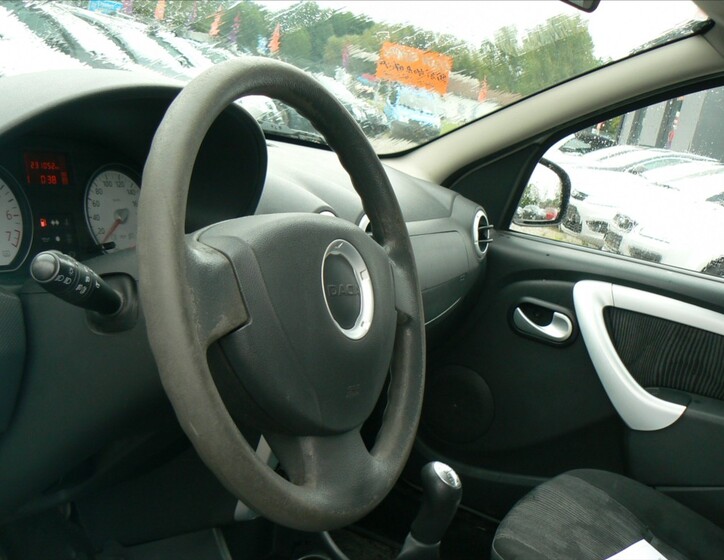 Dacia Sandero 9