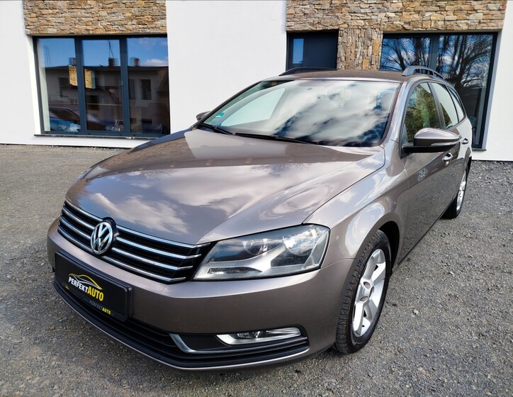 Volkswagen Passat 1
