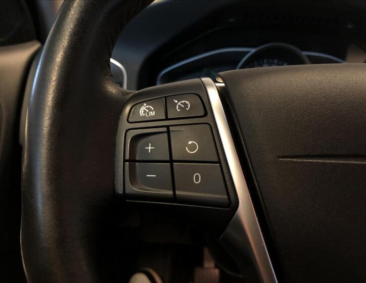 Volvo V60 19