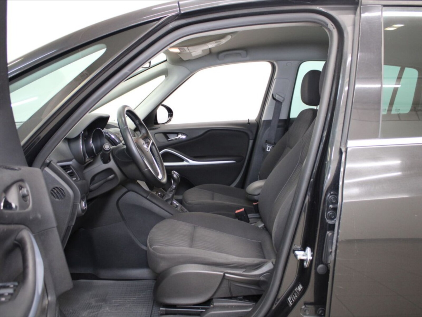 Opel Zafira 6