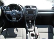 Volkswagen Golf 9