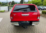 Toyota Hilux 5