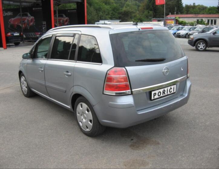 Opel Zafira 3