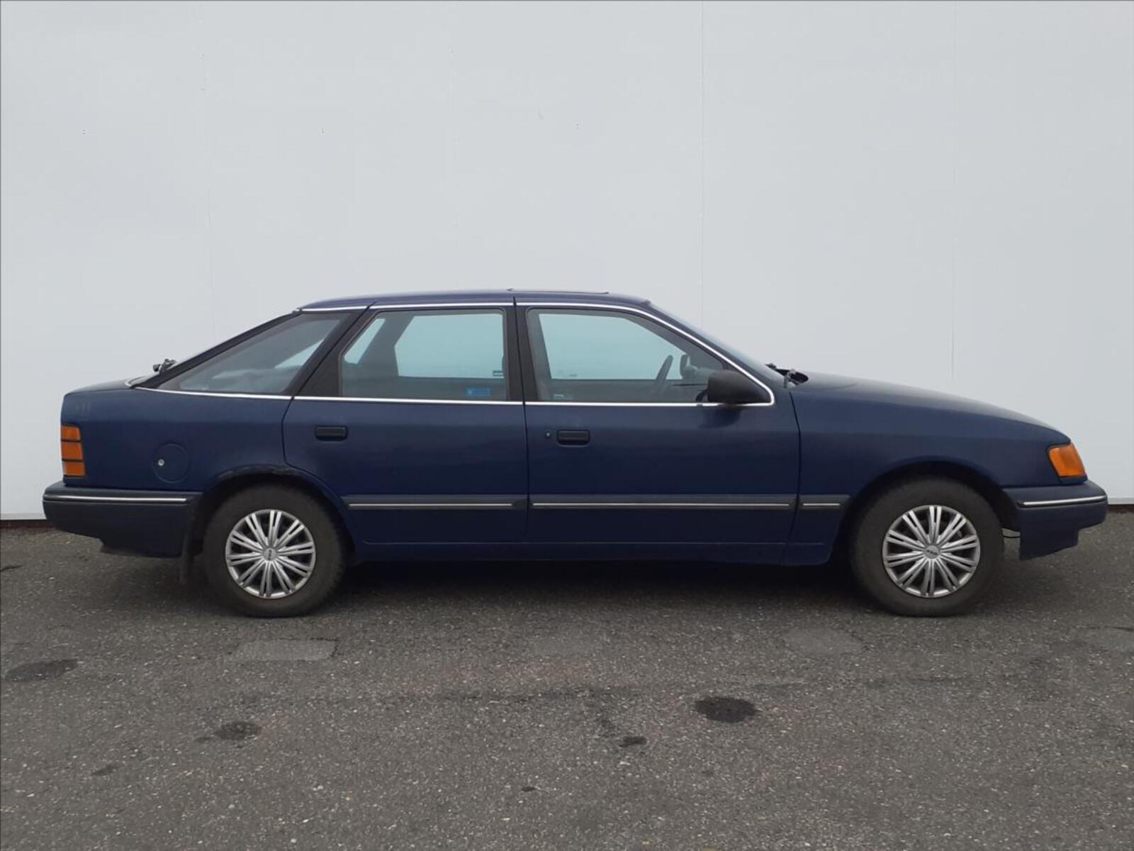 Ford Scorpio 16